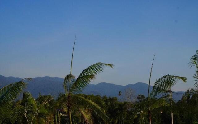 IP Plus Resort Chanthaburia - Halal Hotel