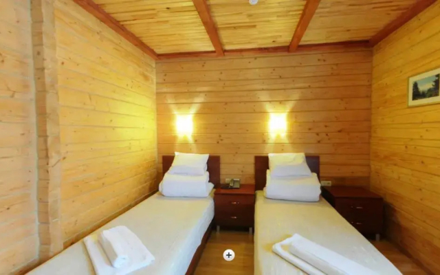 Hotel Forward Pool&Sauna