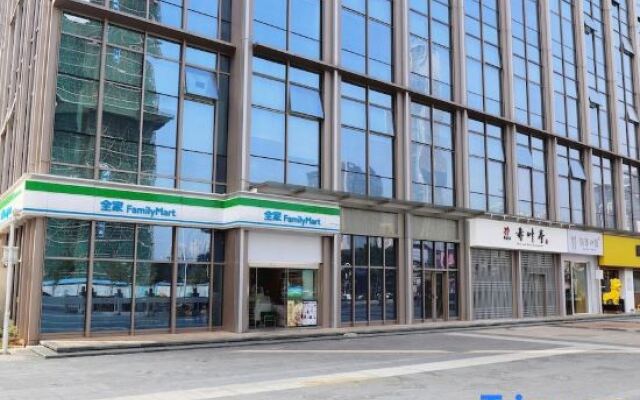 Royal Stars Apartment (Zhujiang New Town Branch)