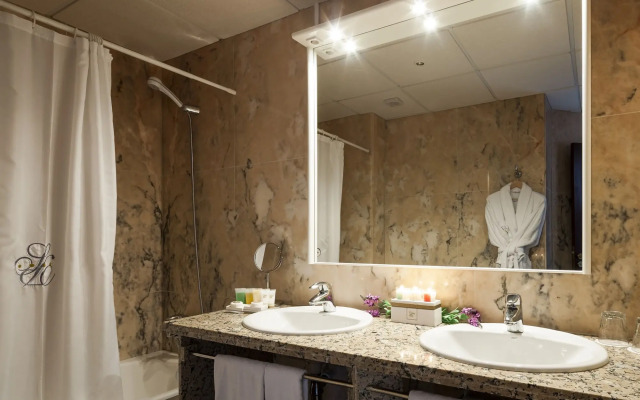 Suite Hotel S'Argamassa Palace