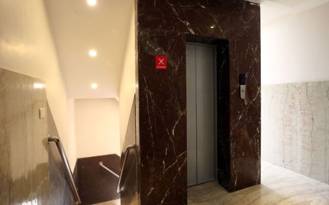 OYO 9816 Hotel Neelkanth