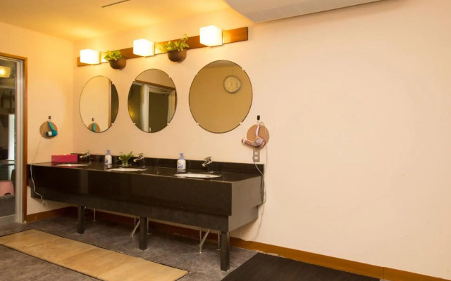 Izu Ito Onsen Hotel Daitoukan – Bathroom – Ito