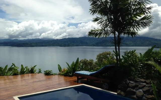 Naveria Heights Lodge