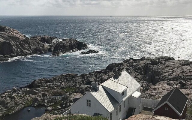 10 Person Holiday Home in Lindesnes-by Traum