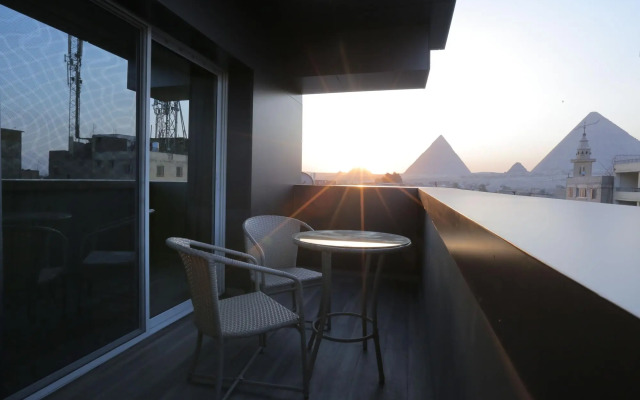 Pyramid Edge Hotel & Exclusive Pyramids View Rooftop