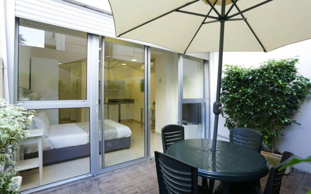 Sea Land Suites