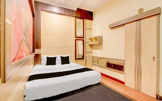 Hotel O near Maguwoharjo Stadium formerly Graha Ngaso – Guest Rooms – Sleman