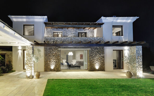 Luxury Villa Piedra