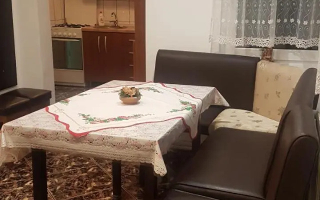 Apartament Teilor