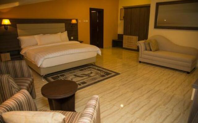 Consort Luxury Suites