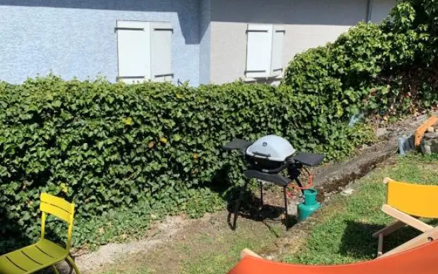 Elegant 3 Pieces - Parking