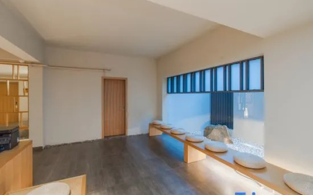Shanzhige Light Luxury Holiday Hotel (Yangshuo West Street)