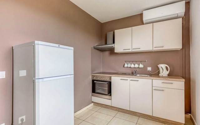 Charming Apartment in Novalja near Zrče Beach