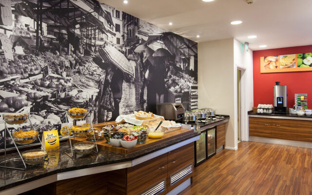 Holiday Inn Express Leicester - City by IHG