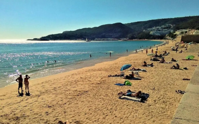 Oceanview Duplex shared Pool & Beach Sesimbra