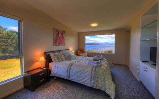 Manfield Seaside Bruny Island