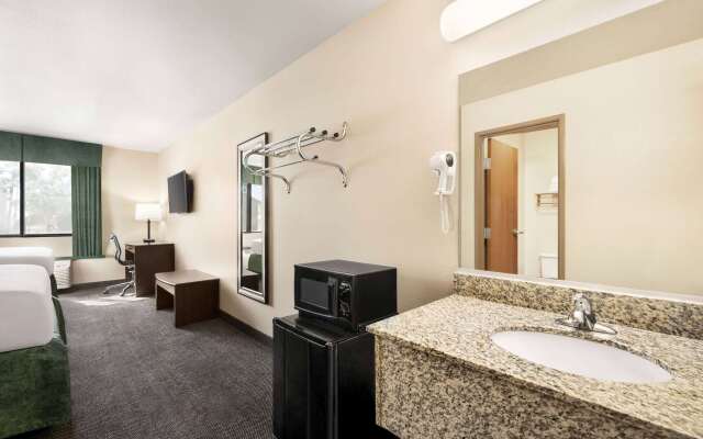 Travelodge by Wyndham Yuma