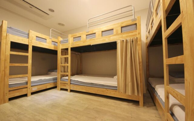 Hostel The New Day