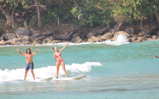 Riko surf House Hiri