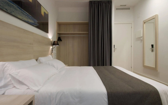 THE 8 Boutique B&B