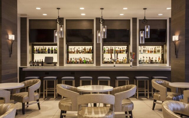 Sheraton Norfolk Waterside Hotel