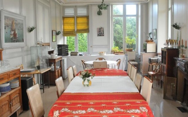Chambres & Studios Château Saint Vincent