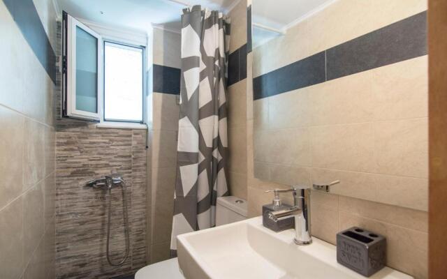 Comfy 1BD apt next to the Court of Athens