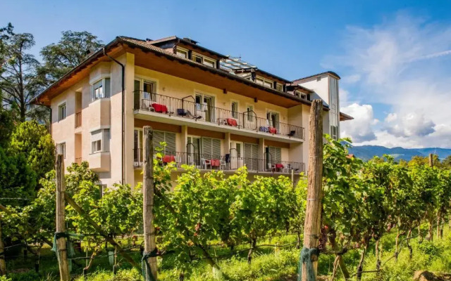 Weingarten Terlan - Rooms & Breakfast