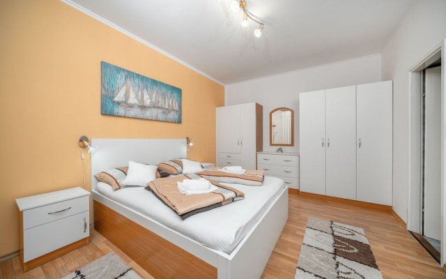 Adria Sun Apartments & More