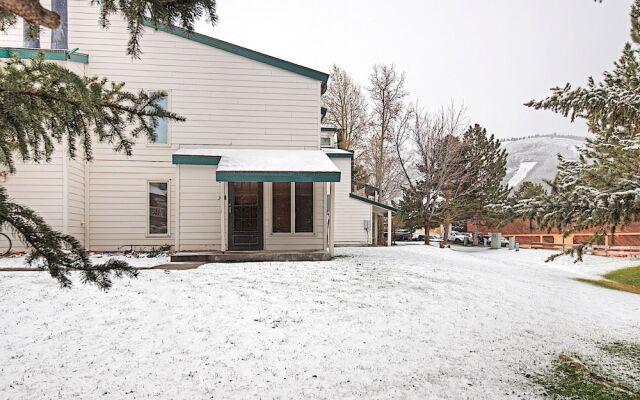 Park City Central by Casago