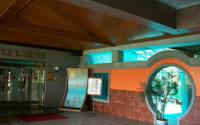 Kinsa Holiday Hotel