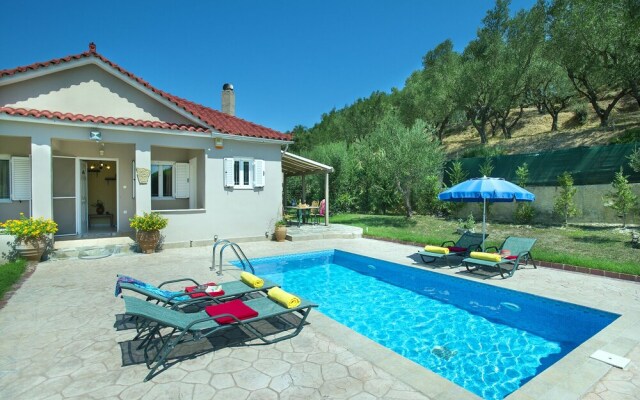 Zante Luxurious Villa-Private Heated Pool & Big Garden