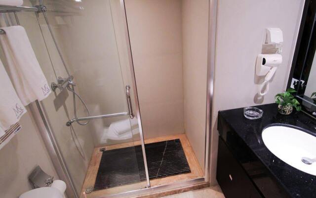 Roomme Huanju Apartment (Guangzhou Zhujiang New Town R&F Dongshan New World)