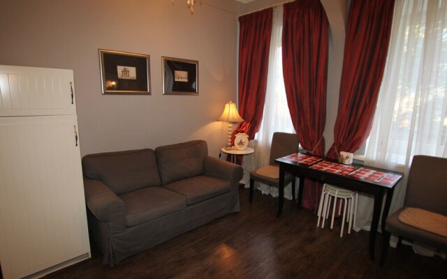 Апартаменты TVST на Ленинградском 10