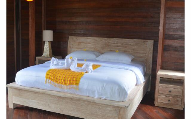 Caspla beach hotel resto and bar