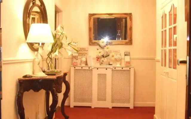 Robin Hill Bed and Breakfast