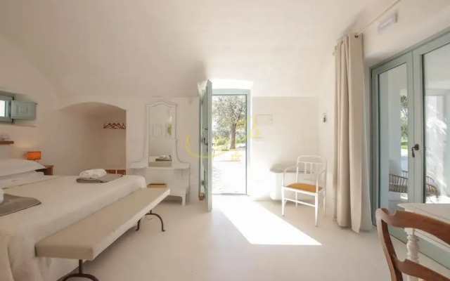 TD Marl Luxury Trulli Experience w Stunning Pool