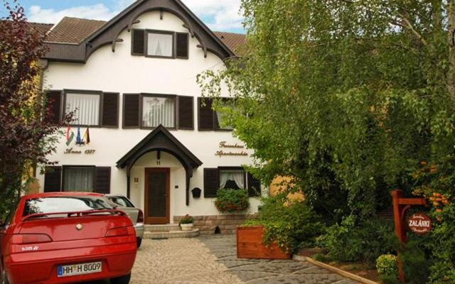 Ferienhaus Apartmanház Zalánki