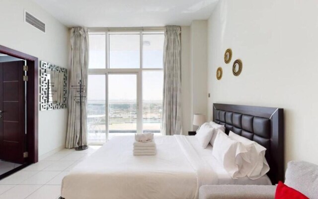 Beautiful Studio Apartment Near New Dubai Mall