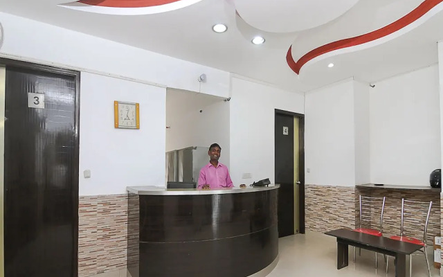 Fabhotel Signature Cyber Park