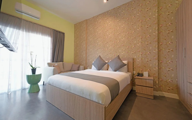 Comfy Apart Hotel