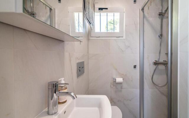 N&A Bellasombra 2BDR Recently Renovated Apt