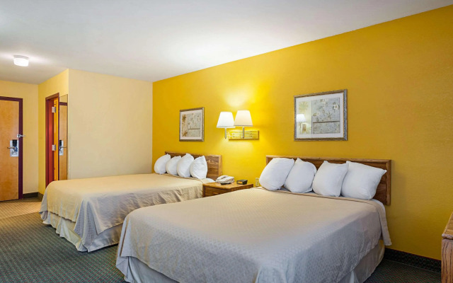 Rodeway Inn & Suites