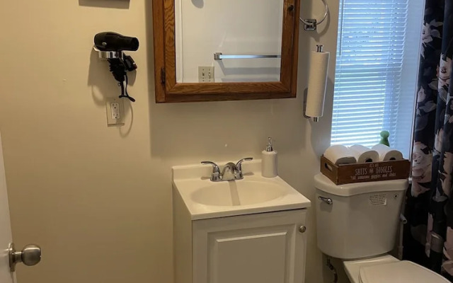 Entire Unit-5min to M&TBank Camden Yards