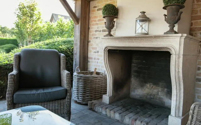 Classy Holiday Home in Aartrijke With Private Swimming Pool