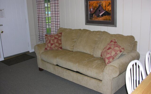 Gilcrest Cottages and Motels