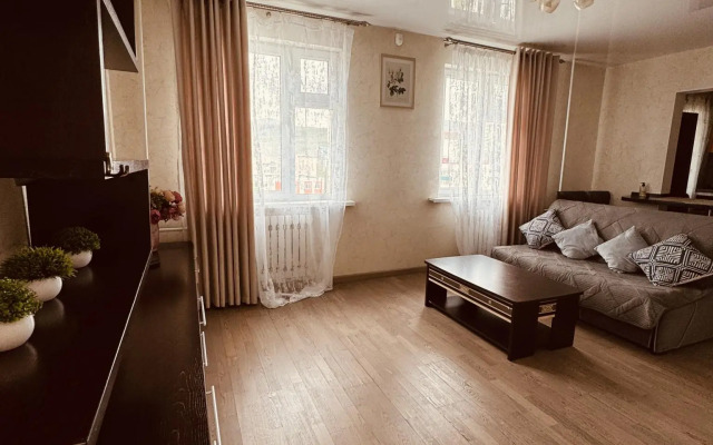 Апартаменты на Емельянова