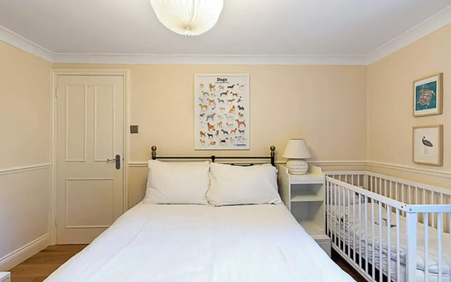 Charming London Retreat