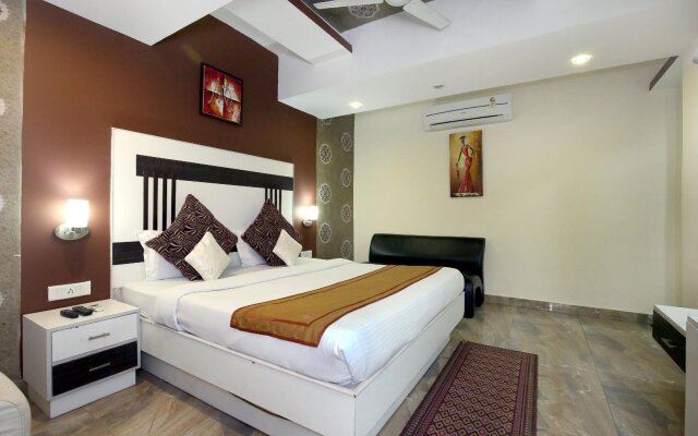Hotel Absolute Comfort by OYO Rooms