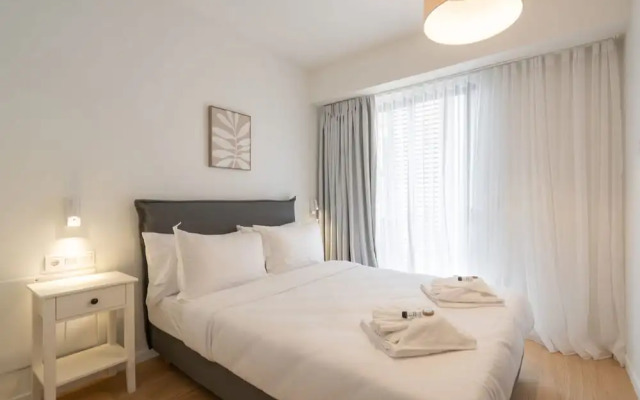 LIV Athinum 1 - Luxury Apartment 3A